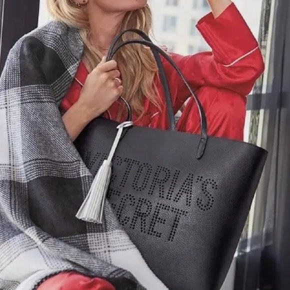 Victorias Secret Weekender Tote Faux Pebble Leather With Silver Tassel - Picture 3 of 12